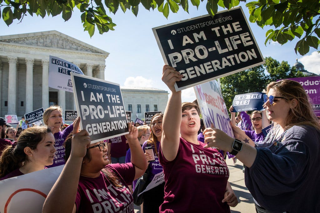 can the supreme court overturn roe v wade
